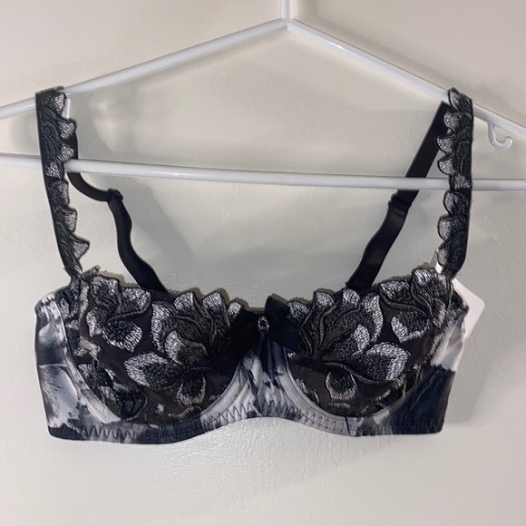 Secret D’Eva Mapple Flower  - Balconette Underwire Bra Black White Lace Cups 30D - Picture 2 of 11
